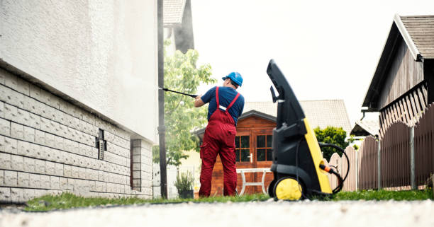 Best Gutter Cleaning  in Dravosburg, PA