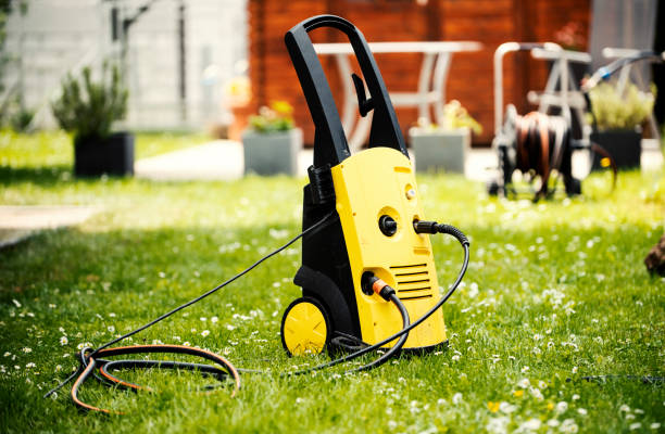 Best Gas Station Cleaning  in Dravosburg, PA